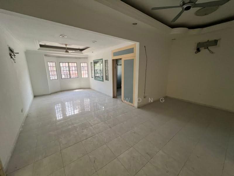 2-storey Terraced House for Sale in Taman Wangsa Permai (Kepong) - Coyee Wong - Living Room - PropertyGuru.com.my