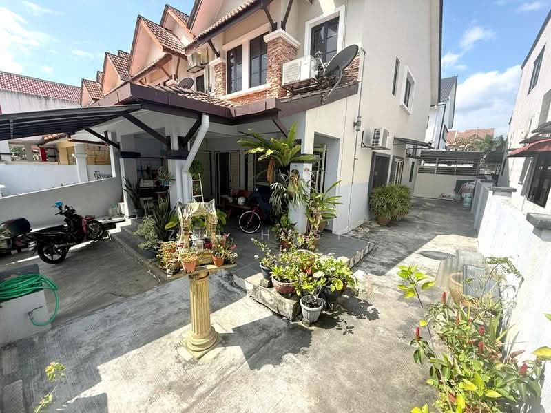 Rumah Teres 2-Tingkat untuk Dijual di Bandar Nusaputra (Puchong) - Zul Hasif - PropertyGuru.com.my