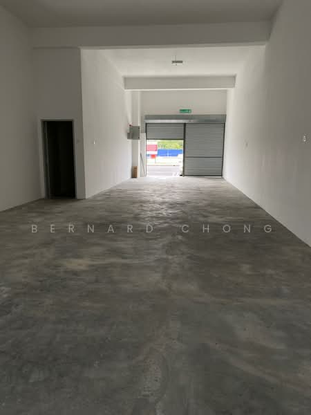 Shop / Office for Rent in Kampung Melayu Sri Kundang (Rawang) - Bernard Chong - Interior - PropertyGuru.com.my