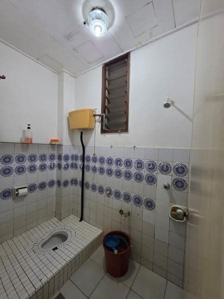 2-storey Terraced House for Sale in Taman Bukit Maluri (Kepong) - Shawn Chong - Bathroom - PropertyGuru.com.my