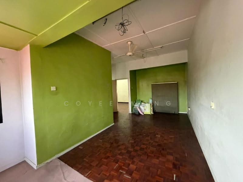 2-storey Terraced House for Sale in Kepong Baru (Kepong) - Coyee Wong - Living Room - PropertyGuru.com.my