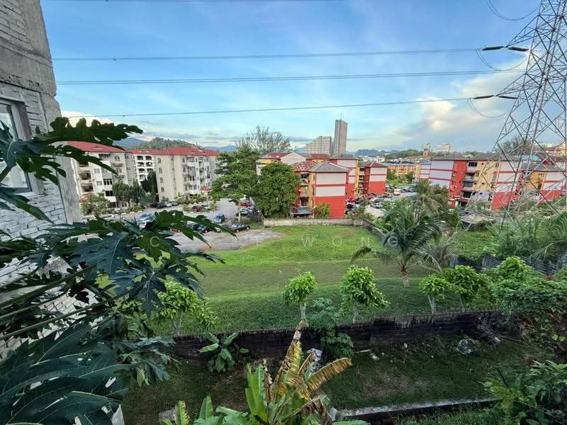 2-storey Terraced House for Sale in Taman Bukit Idaman (Selayang) - Coyee Wong - Exterior - PropertyGuru.com.my