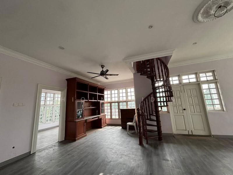 Bungalow House untuk Dijual di Seksyen 2 (Shah Alam) - Shiqin Saidin - Study - PropertyGuru.com.my