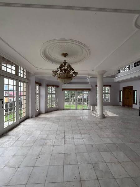 Bungalow House untuk Dijual di Seksyen 2 (Shah Alam) - Shiqin Saidin - Living Room - PropertyGuru.com.my