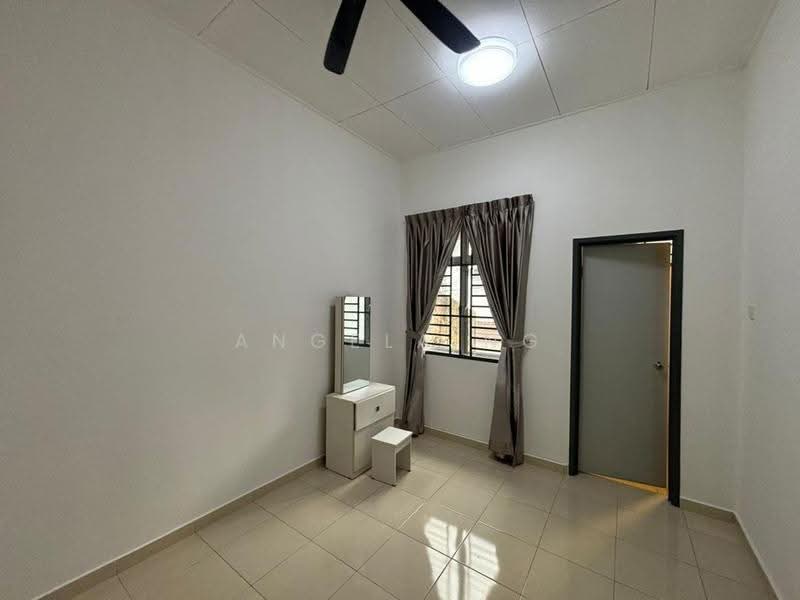 Semi-Detached House for Rent in Taman Sri Pulai Perdana 2 (Skudai) - Angela Ng - Bedroom - PropertyGuru.com.my