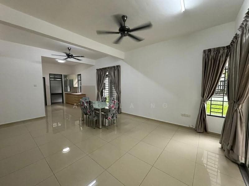Semi-Detached House for Rent in Taman Sri Pulai Perdana 2 (Skudai) - Angela Ng - Living Room - PropertyGuru.com.my