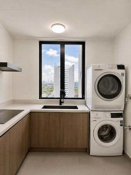 Condominium for Rent at Tuai Timur - Hailey Ho - Kitchen - PropertyGuru.com.my