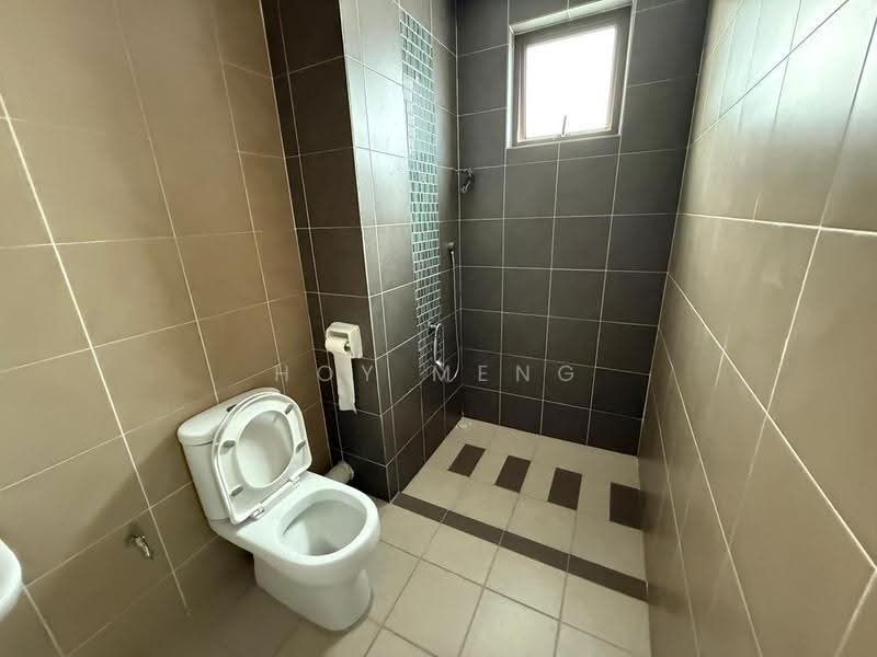 Condominium for Sale at Tree Sparina - Hoy Meng - Bathroom - PropertyGuru.com.my