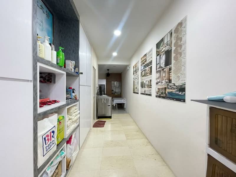 1-storey Terraced House for Sale in Taman Bukit Maluri (Kepong) - Shawn Chong - Corridor - PropertyGuru.com.my