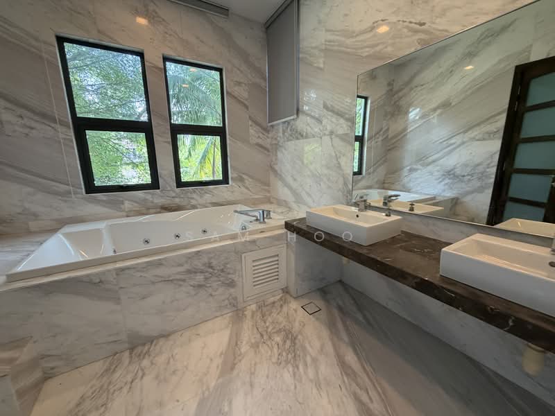 Bungalow House untuk Dijual di Hartamas Heights (Batu) - Sam Hoo - Bathroom - PropertyGuru.com.my