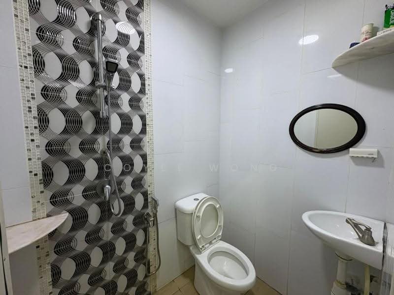 1-storey Terraced House for Sale in Kepong Baru (Kepong) - Coyee Wong - Bathroom - PropertyGuru.com.my