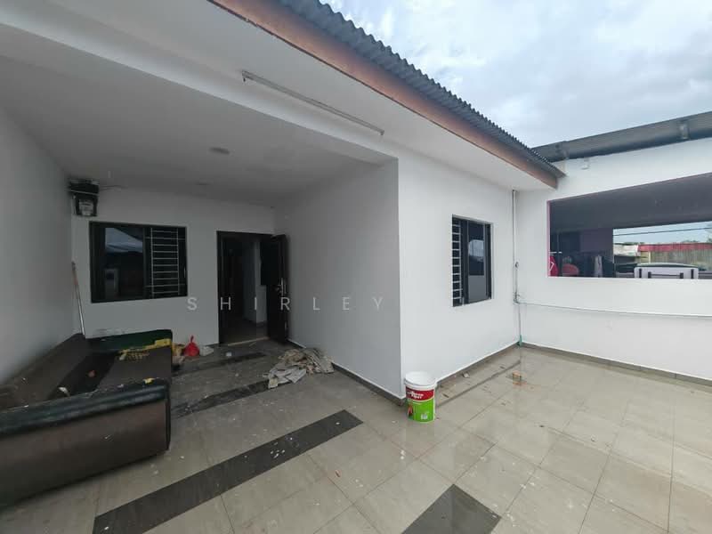 1-storey Terraced House for Sale in Taman Ungku Tun Aminah (Skudai) - Shirley Lim - Exterior - PropertyGuru.com.my