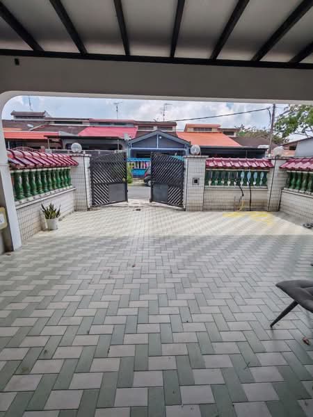 Rumah Teres 2-Tingkat untuk Dijual di Taman Johor Jaya (Johor Bahru) - Nikko Soh - Exterior - PropertyGuru.com.my
