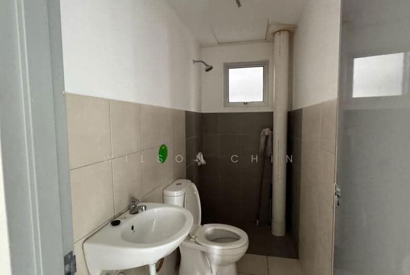 Kediaman Servis untuk Disewa di Kiara Kasih - Wilson Chin - Bathroom - PropertyGuru.com.my