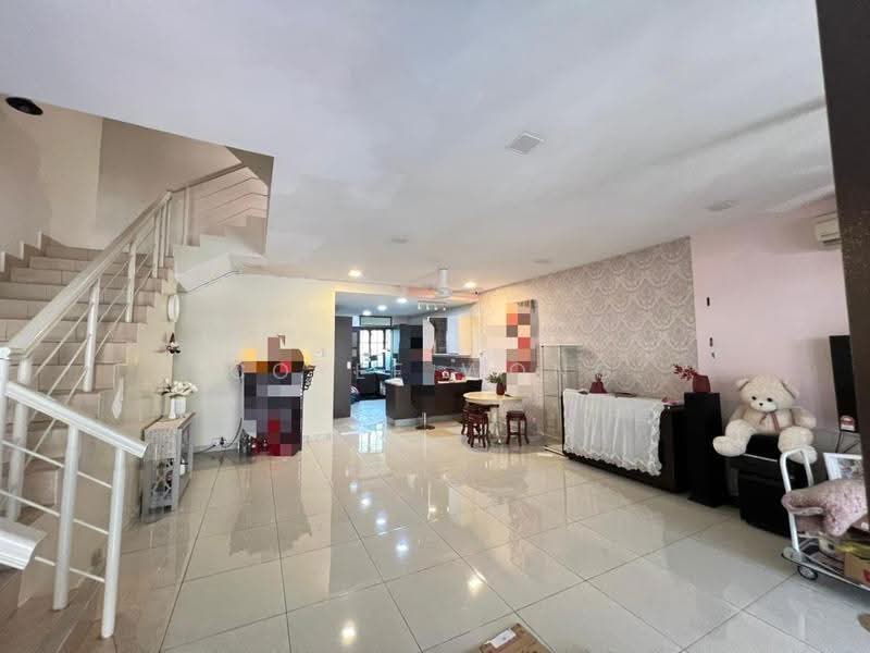 Terraced House for Sale in Laman Rimbunan (Kepong) - Coyee Wong - Living Room - PropertyGuru.com.my