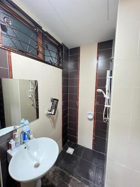 Terraced House for Sale in Laman Rimbunan (Kepong) - Coyee Wong - Bathroom - PropertyGuru.com.my