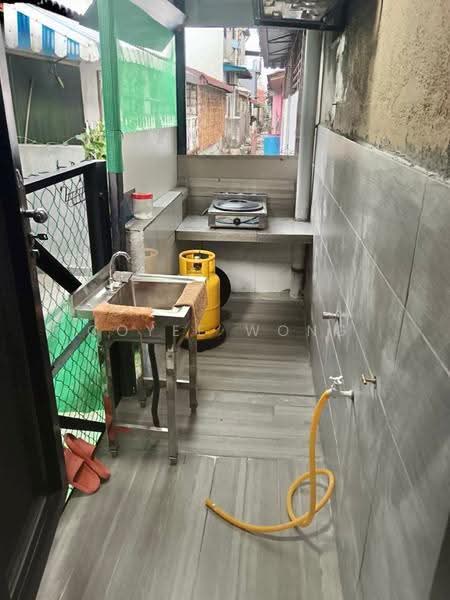 2-storey Terraced House for Sale in Taman Sri Segambut (Segambut) - Coyee Wong - Kitchen - PropertyGuru.com.my