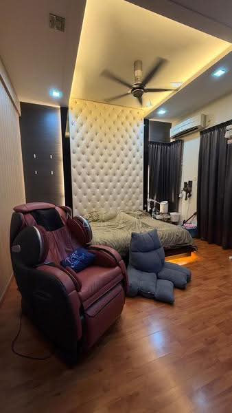 3-storey Terraced House for Sale in Bandar Seri Alam (Masai) - Nathan Chan - Bedroom - PropertyGuru.com.my