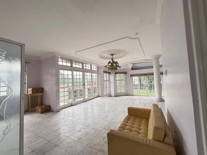 Bungalow House untuk Dijual di Seksyen 2 (Shah Alam) - Shiqin Saidin - Living Room - PropertyGuru.com.my