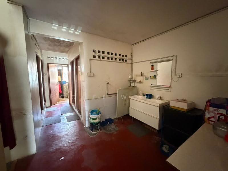 Rumah Teres 1-Tingkat untuk Dijual di Kepong Baru (Kepong) - Coyee Wong - Corridor - PropertyGuru.com.my
