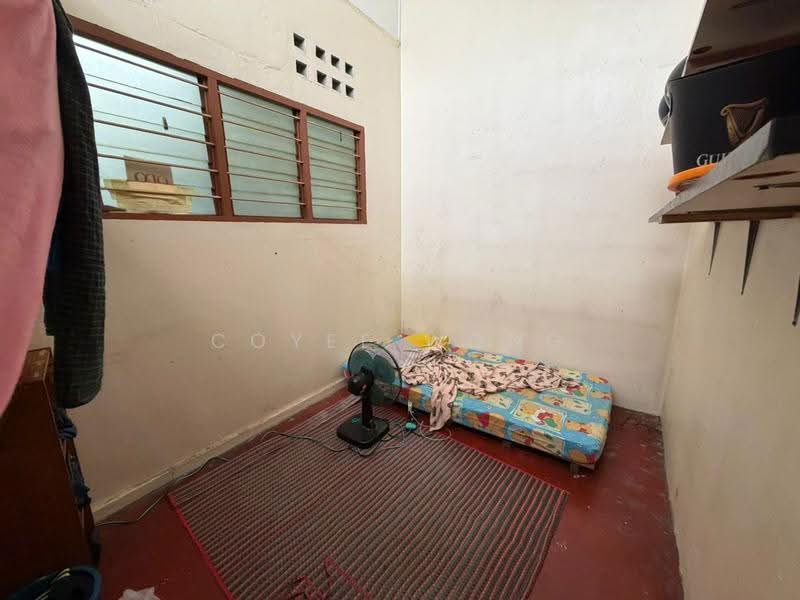 Rumah Teres 1-Tingkat untuk Dijual di Kepong Baru (Kepong) - Coyee Wong - Bedroom - PropertyGuru.com.my