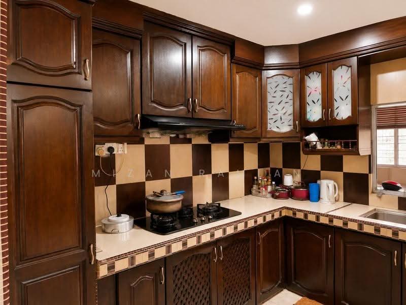 Rumah Teres 2-Tingkat untuk Dijual di Subang Jaya (Selangor) - Mizan Ramlan - Kitchen - PropertyGuru.com.my