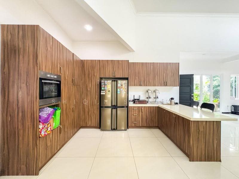 Bungalow House untuk Dijual di Seksyen 9 (Shah Alam) - Shiqin Saidin - Kitchen - PropertyGuru.com.my