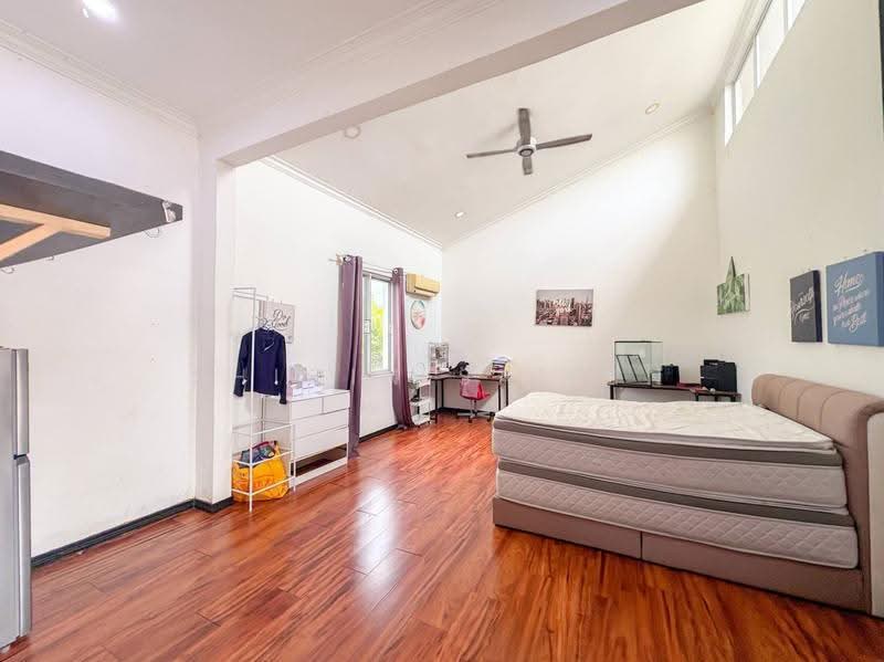 Bungalow House untuk Dijual di Seksyen 9 (Shah Alam) - Shiqin Saidin - Bedroom - PropertyGuru.com.my
