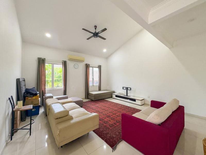 Bungalow House untuk Dijual di Seksyen 9 (Shah Alam) - Shiqin Saidin - Living Room - PropertyGuru.com.my