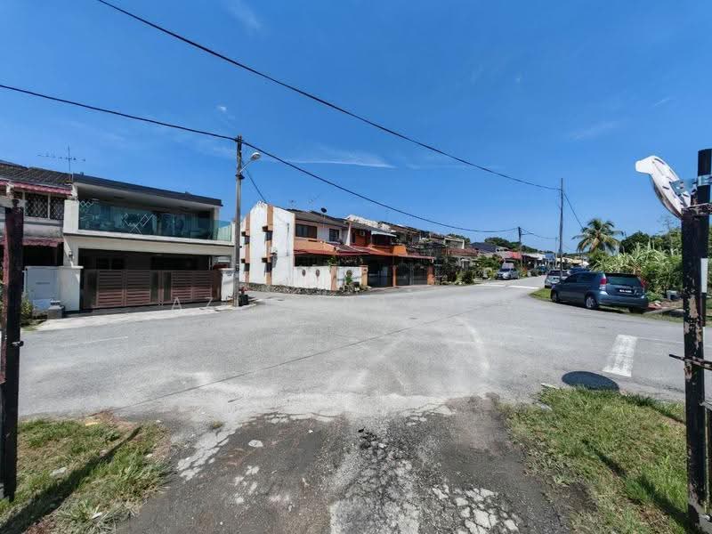 Rumah Teres 1-Tingkat untuk Dijual di Taman Paling Jaya (Semenyih) - Azli Ibrahim - Exterior - PropertyGuru.com.my