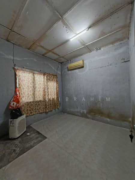 Rumah Teres 1-Tingkat untuk Dijual di Taman Paling Jaya (Semenyih) - Azli Ibrahim - Interior - PropertyGuru.com.my