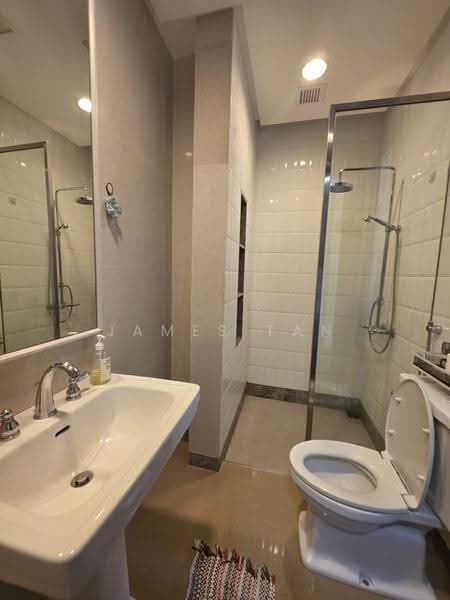 Condominium for Rent at Quayside Seafront Resort Condominiums - James Tan - Bathroom - PropertyGuru.com.my