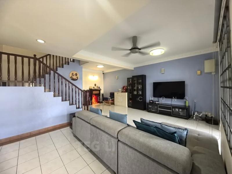 Rumah Teres untuk Disewa di Kota Kemuning (Shah Alam) - Yap Chean Chong - Living Room - PropertyGuru.com.my