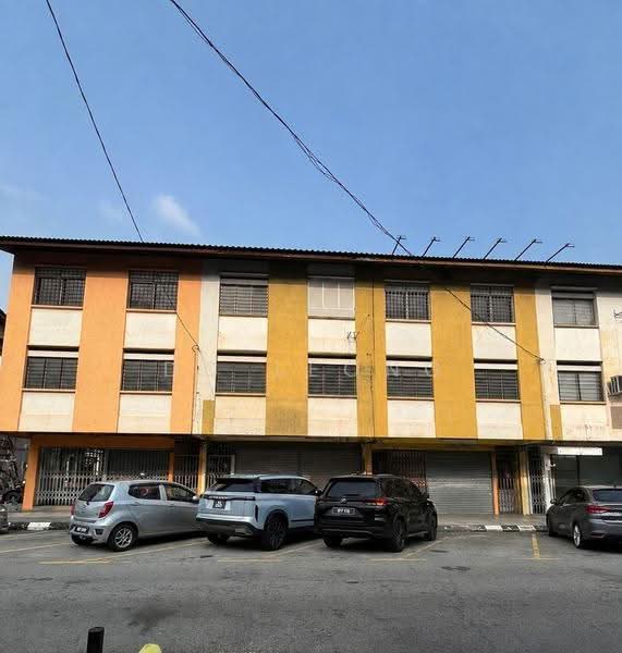 Shop for Rent in Taman Segar Cheras (Cheras) - DC Leong - Exterior - PropertyGuru.com.my