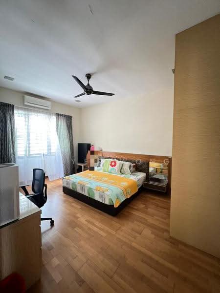Rumah Berkembar untuk Dijual di Bayu Sri Bintang (Batu) - Coyee Wong - Bedroom - PropertyGuru.com.my