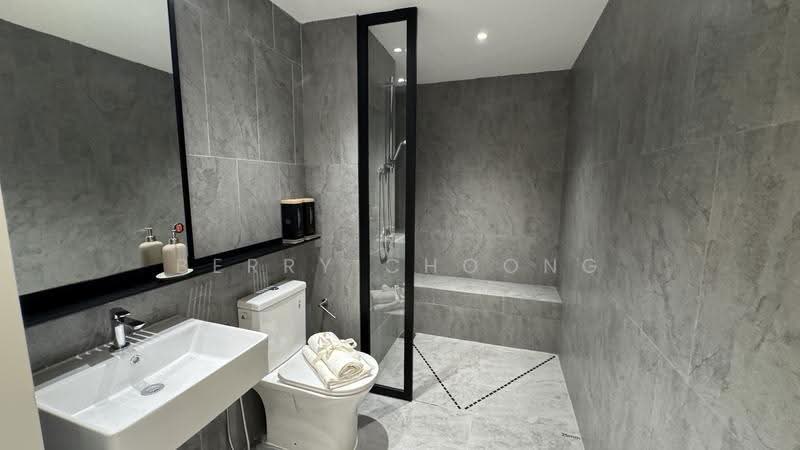 Service Residence for Sale at The Vividz - Berry Choong - Bathroom - PropertyGuru.com.my