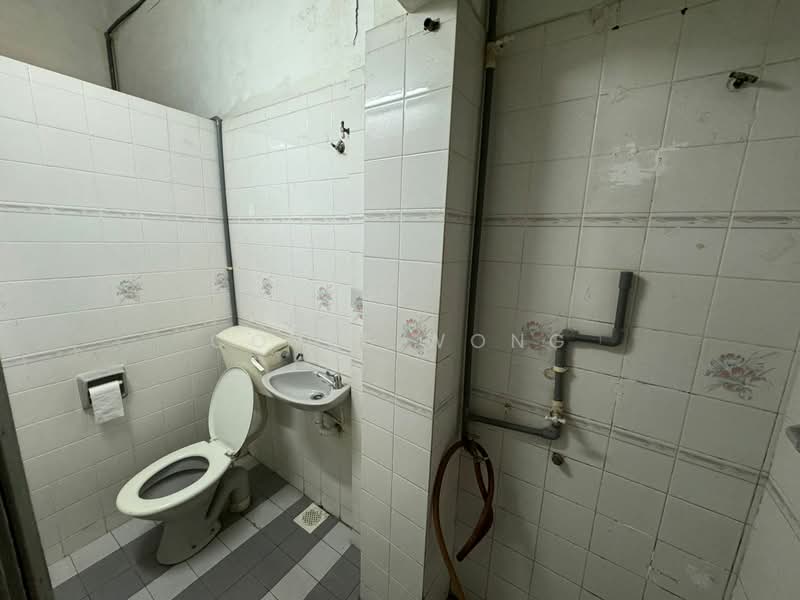Rumah Teres 2-Tingkat untuk Dijual di Bandar Menjalara (Kuala Lumpur) - Coyee Wong - Bathroom - PropertyGuru.com.my