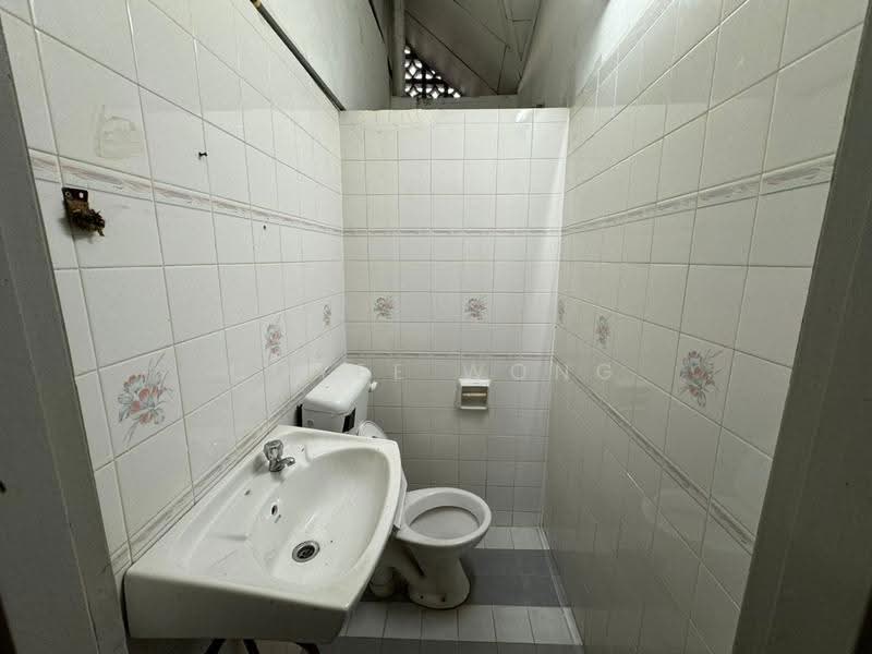 Rumah Teres 2-Tingkat untuk Dijual di Bandar Menjalara (Kuala Lumpur) - Coyee Wong - Bathroom - PropertyGuru.com.my