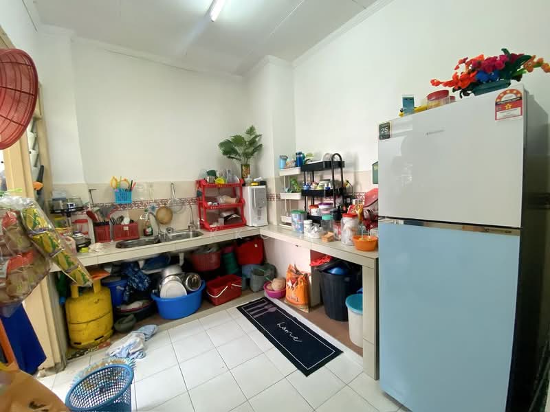 Kondominium untuk Dijual di Skudai Villa - Nikko Soh - Kitchen - PropertyGuru.com.my