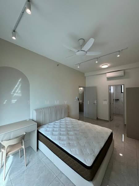 Kediaman Servis untuk Dijual di Savana @ Utropolis - Sammy Tiew - Bedroom - PropertyGuru.com.my