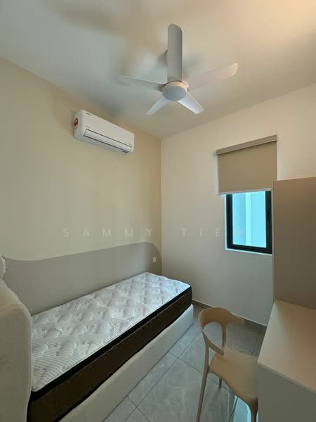 Kediaman Servis untuk Dijual di Savana @ Utropolis - Sammy Tiew - Bedroom - PropertyGuru.com.my
