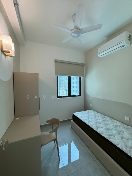 Kediaman Servis untuk Dijual di Savana @ Utropolis - Sammy Tiew - Bedroom - PropertyGuru.com.my
