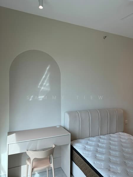 Kediaman Servis untuk Dijual di Savana @ Utropolis - Sammy Tiew - Bedroom - PropertyGuru.com.my