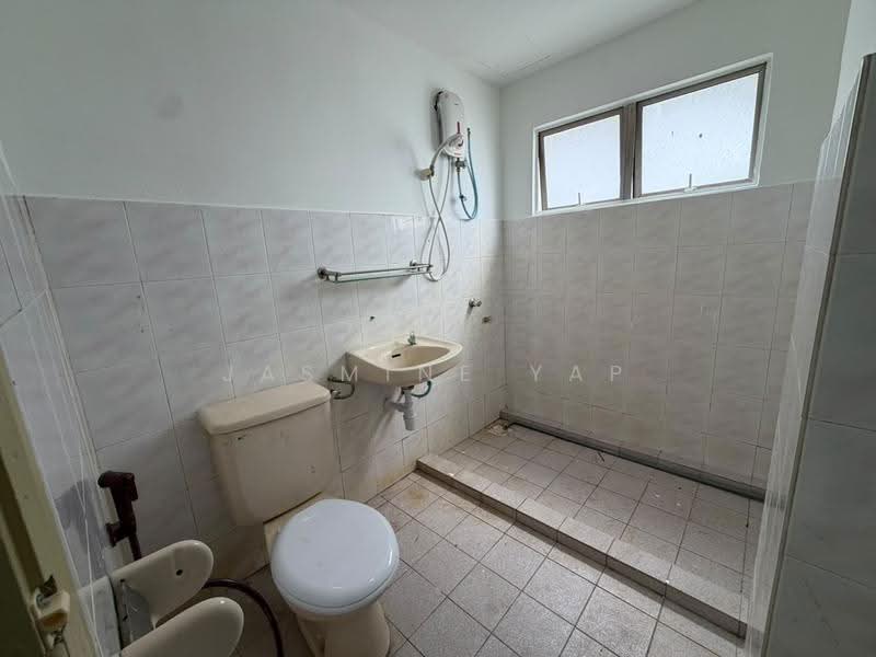 Condominium for Sale at Endah Ria - Jasmine Yap - Bathroom - PropertyGuru.com.my