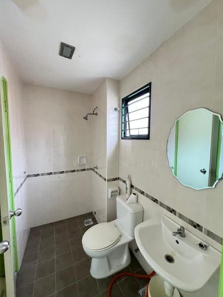 Rumah Teres 3-Tingkat untuk Dijual di Taman Sri Bintang (Kepong) - Coyee Wong - Bathroom - PropertyGuru.com.my