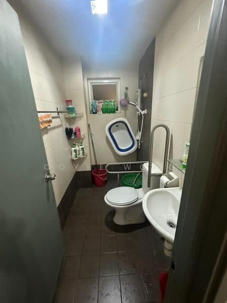 Terraced House for Sale in Laman Rimbunan (Kepong) - Coyee Wong - Bathroom - PropertyGuru.com.my