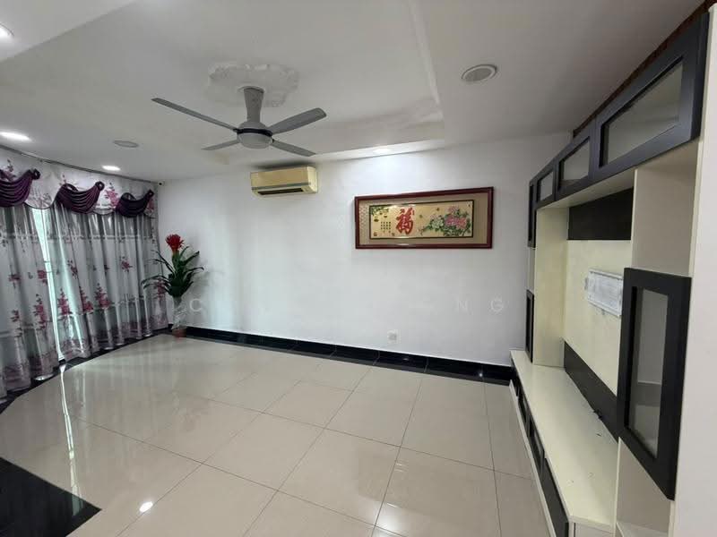 Rumah Teres 2-Tingkat untuk Dijual di Taman Daya (Kepong) - Coyee Wong - Living Room - PropertyGuru.com.my
