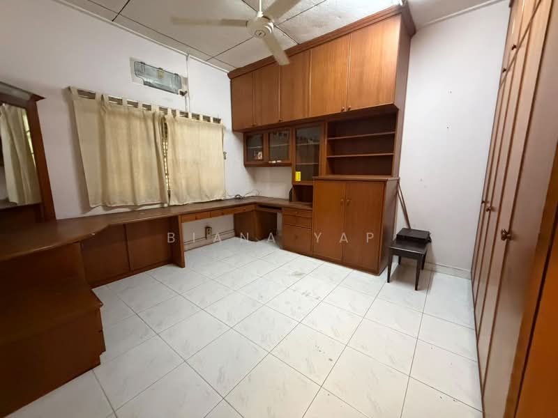Bungalow House for Rent in SS1 (Petaling Jaya) - Biana Yap - Study - PropertyGuru.com.my