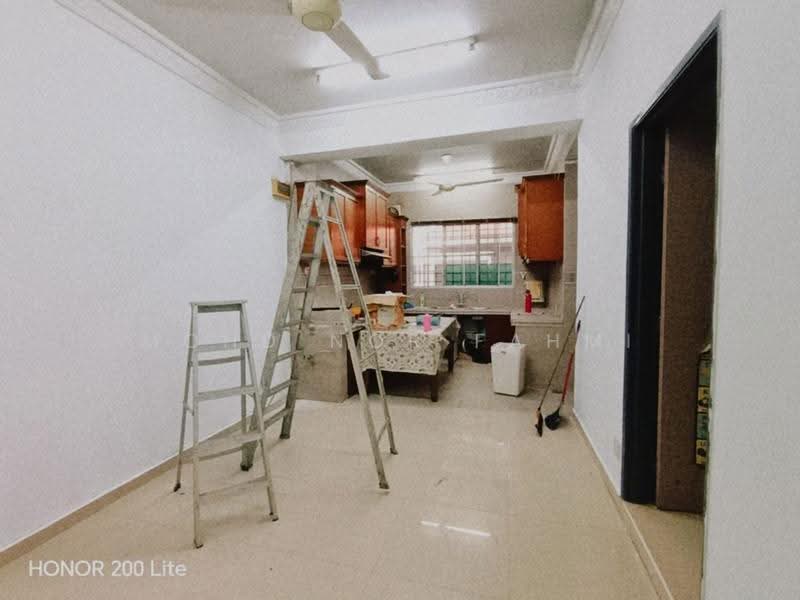 2-storey Terraced House for Sale in Bandar Baru Bangi (Selangor) - Mohd Nor Fahmi - Kitchen - PropertyGuru.com.my