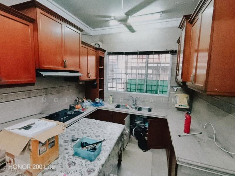 2-storey Terraced House for Sale in Bandar Baru Bangi (Selangor) - Mohd Nor Fahmi - Kitchen - PropertyGuru.com.my